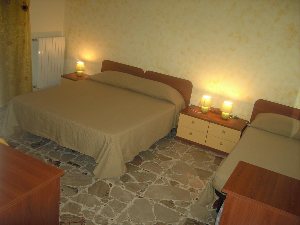 Motta SantʼAnastasia Etna Inn חדר תמונה