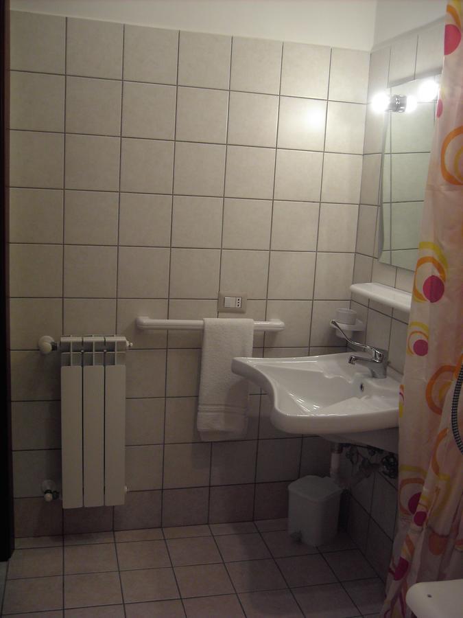 Motta SantʼAnastasia Etna Inn מראה חיצוני תמונה